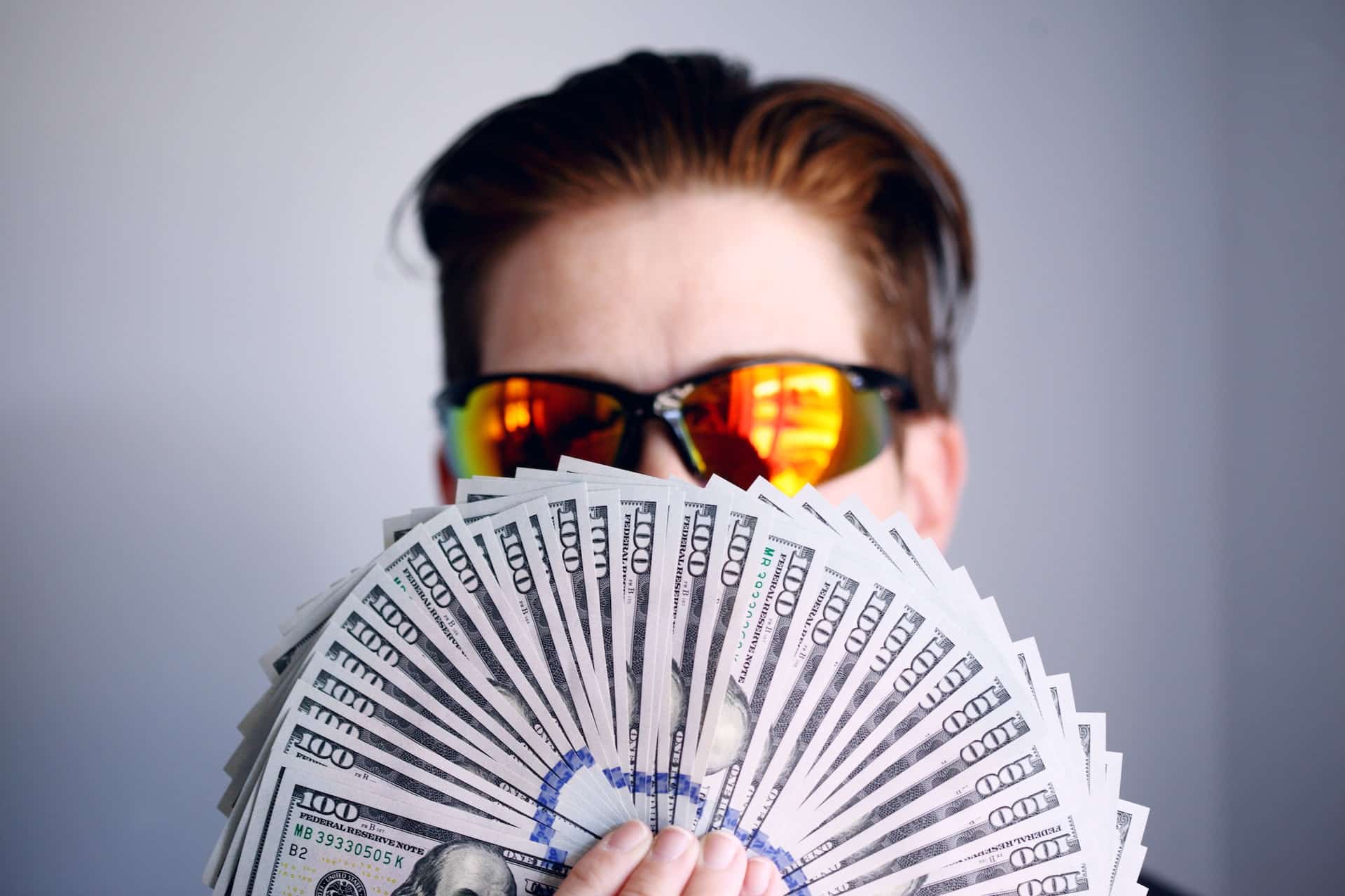 Como ganhar dinheiro pela internet sendo adolescente